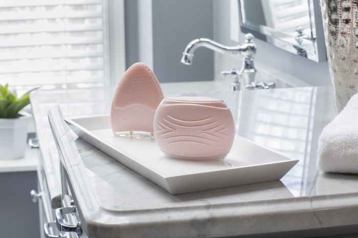 Силіконова щітка для тіла Blossom Body