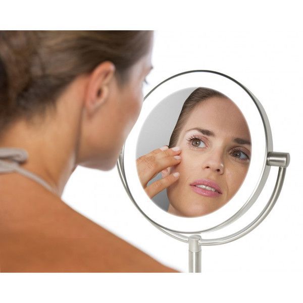 Косметичне двостороннє дзеркало 7х збільшення з регульованим підсвічуванням HoMedics